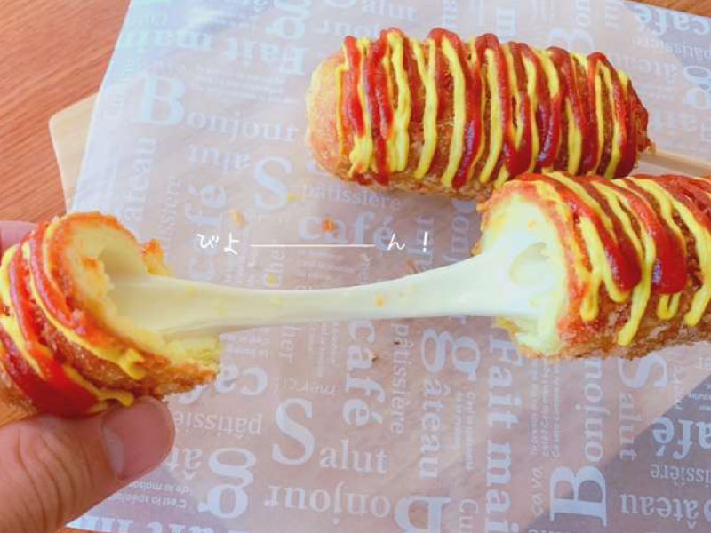 チーズハットグ　700円